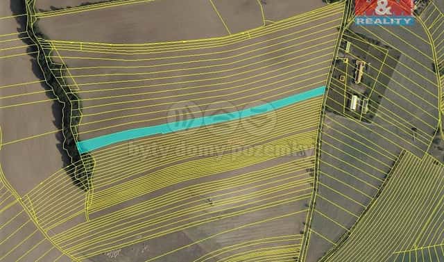 Prodej pole 1 371 m², Soběsuky – Milovice, okres Kroměříž