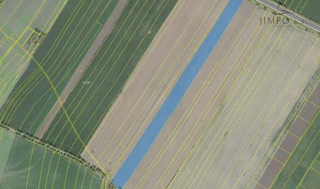 Prodej pole 53 174 m², náměstí Obránců míru, Velim, okres Kolín