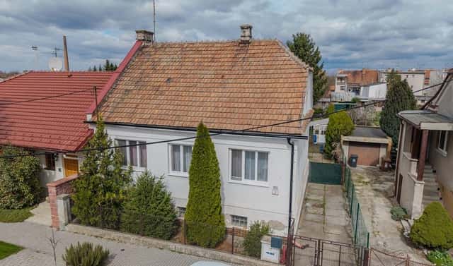 Prodej domu 313 m² s pozemkem 606 m², Lanžhotská, Břeclav