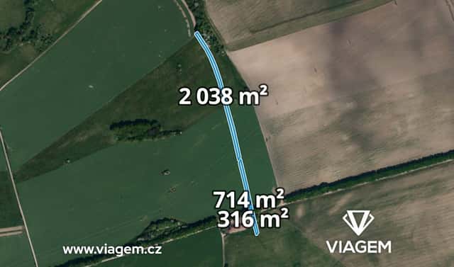 Prodej pole 3 068 m², Záhorovice, okres Uherské Hradiště