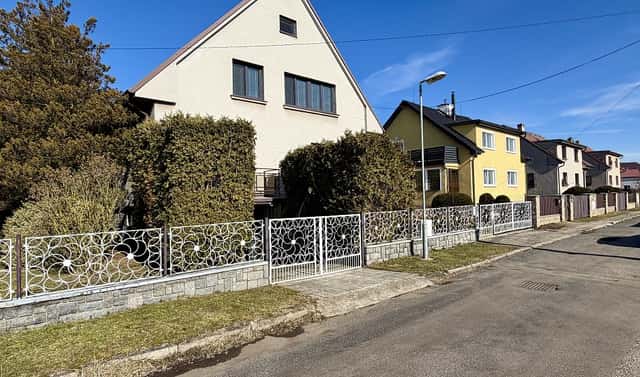 Prodej domu 150 m² s pozemkem 930 m², Zahradní, Divišov, okres Benešov