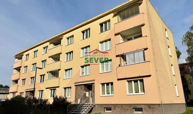 Prodej bytu 3+1 60 m², Vinařická, Jirkov, okres Chomutov
