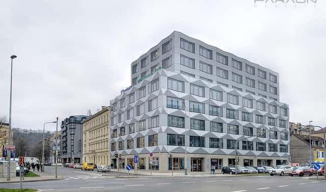 Pronájem kanceláře 239 m², Pobřežní, Praha 8 – Karlín