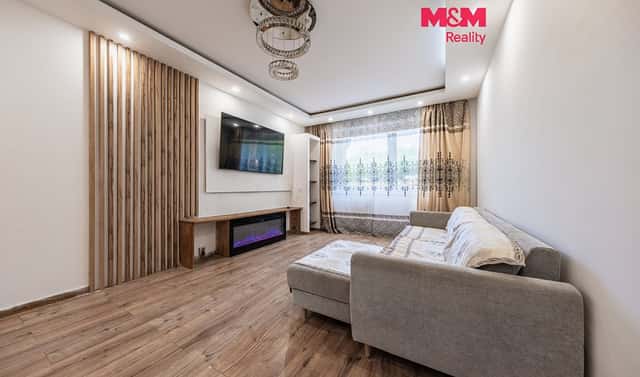 Prodej bytu 3+1 71 m², Na Borku, Jirkov, okres Chomutov