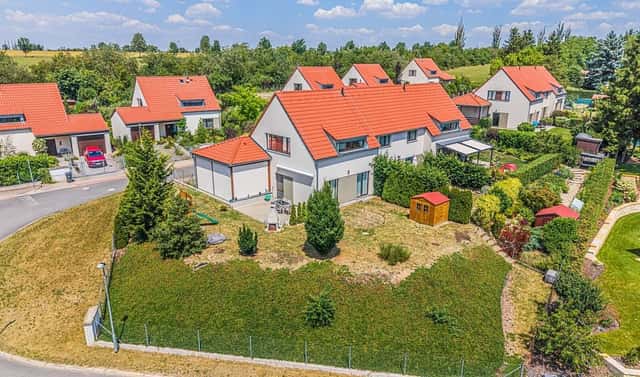 Prodej domu 148 m² s pozemkem 608 m², Starosty Hejmy, Lidice, okres Kladno