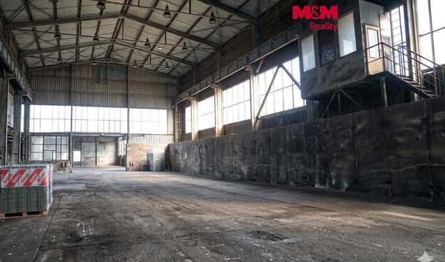 Pronájem skladovacích prostor 850 m², Mořičovská, Ostrov, okres Karlovy Vary