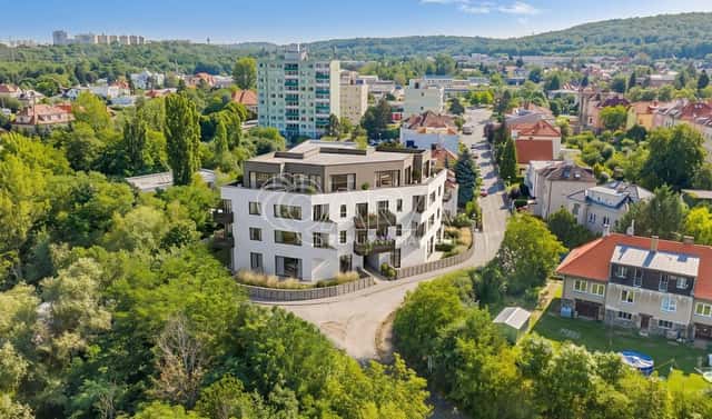 Prodej bytu 1+kk 42 m², Okružní, Praha 4 – Komořany