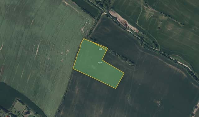 Prodej pole 4 697 m², Lhotka nad Labem, okres Litoměřice