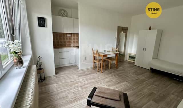 Prodej bytu 1+kk 25 m², Dlouhá třída, Havířov – Město, okres Karviná