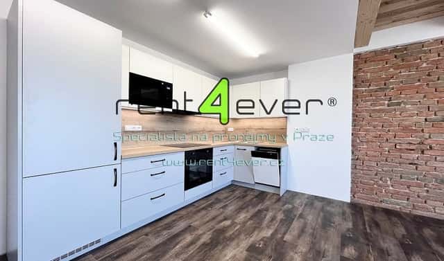 Pronájem bytu 2+kk 58 m², Zborovská, Kolín – Kolín II