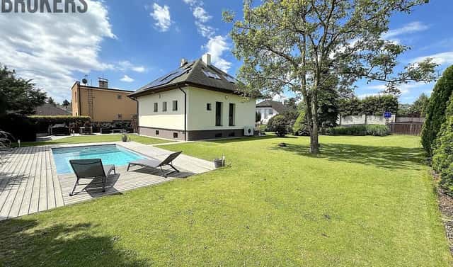 Prodej domu 230 m² s pozemkem 1 080 m², Písecká, Mukařov – Srbín, okres Praha-východ