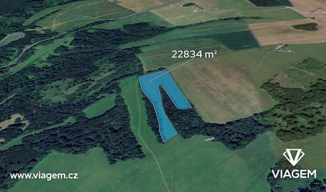 Prodej pole 15 222 m², Lipina, okres Olomouc