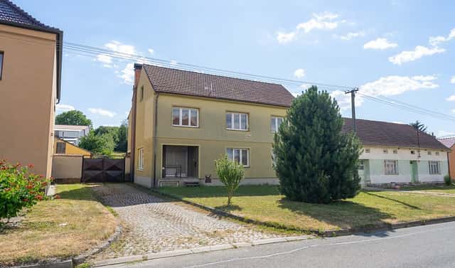 Prodej domu 258 m² s pozemkem 2 226 m², Rašovice, okres Vyškov