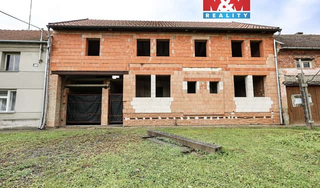 Prodej domu 350 m² s pozemkem 1 252 m², Prostějov – Žešov