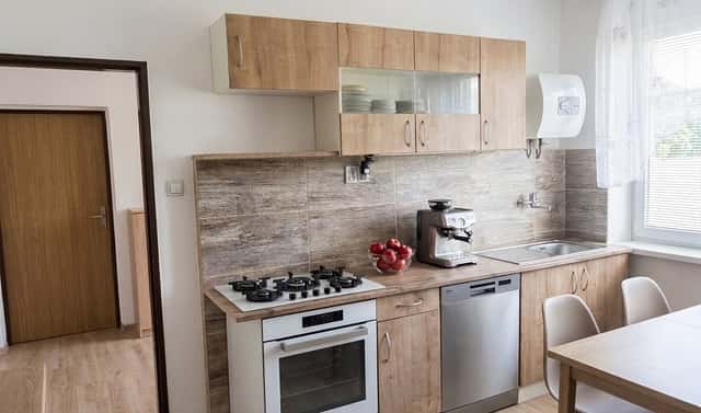 Prodej bytu 4+kk 87 m², Rohová, Karlovy Vary – Rybáře