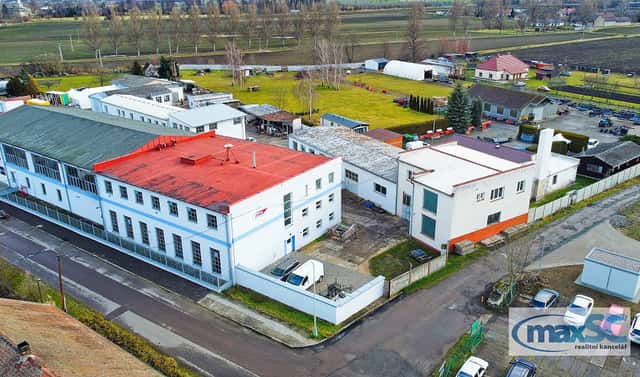 Pronájem výrobních prostor 533 m², Moravany – Platěnice, okres Pardubice