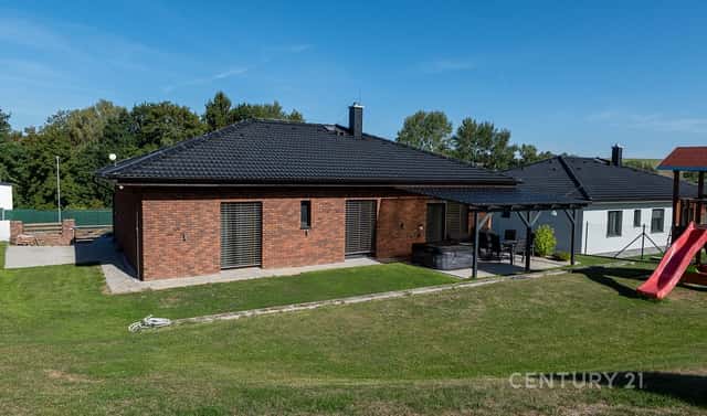 Prodej domu 112 m² s pozemkem 877 m², Litohlavy, okres Rokycany