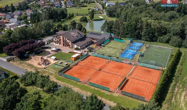 Pronájem komerčního objektu (jiného typu) 645 m², Letkov, okres Plzeň-město