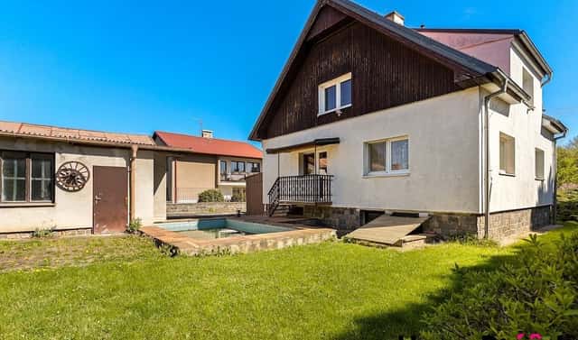 Prodej domu 327 m² s pozemkem 808 m², Škvorecká, Úvaly, okres Praha-východ