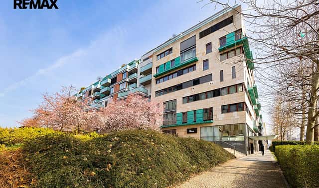 Pronájem bytu 2+kk 73 m², Rohanské nábřeží, Praha 8 – Karlín