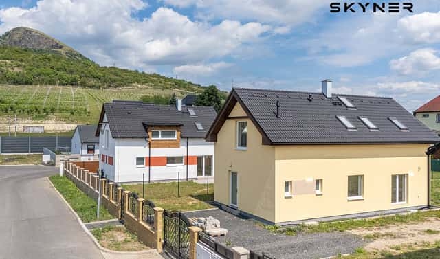 Prodej domu 130 m² s pozemkem 494 m², Žalhostice, okres Litoměřice