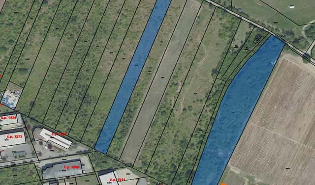 Prodej pole 3 401 m², Praha 10