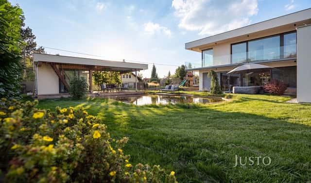 Prodej domu 349 m² s pozemkem 1 385 m², Lhotecká, Ohrobec, okres Praha-západ
