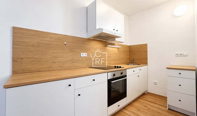 Prodej bytu 2+kk 45 m², Hronovická, Pardubice – Zelené Předměstí