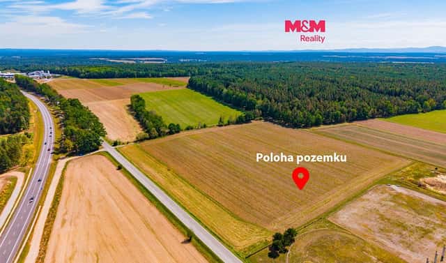 Prodej komerčního pozemku 3 912 m², Štěpánovice, okres České Budějovice
