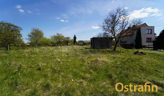 Prodej stavebního pozemku 1 784 m², Dolní Lutyně, okres Karviná