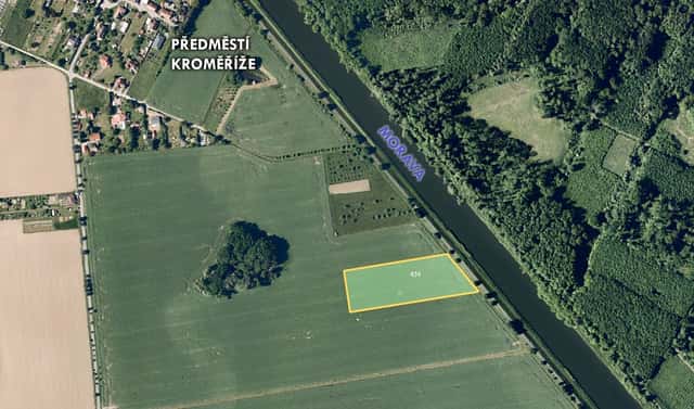 Prodej pole 12 562 m², Kroměříž – Trávník