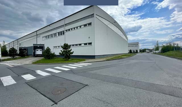 Pronájem skladovacích prostor 4 054 m², Kněževes, okres Praha-západ