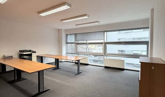 Pronájem kanceláře 38 m², Bohdalecká, Praha 10 – Michle