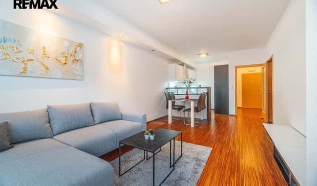 Pronájem bytu 2+kk 56 m², Kabešova, Praha 9 – Vysočany
