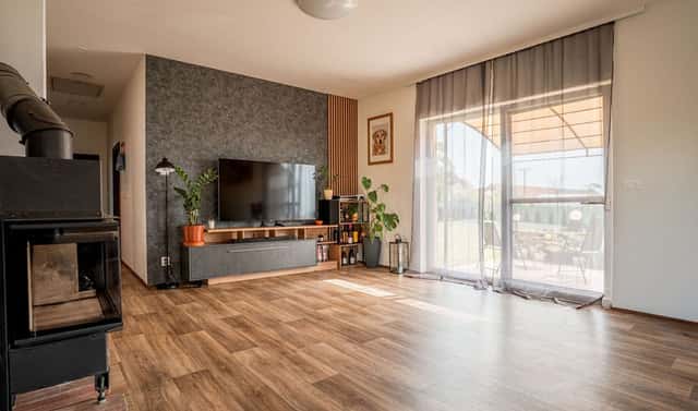 Prodej domu 129 m² s pozemkem 1 095 m², Chorušice – Velký Újezd, okres Mělník