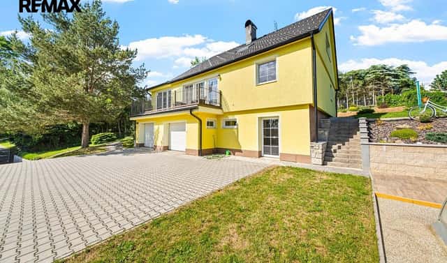 Prodej domu 300 m² s pozemkem 150 m², Dačice – Bílkov, okres Jindřichův Hradec