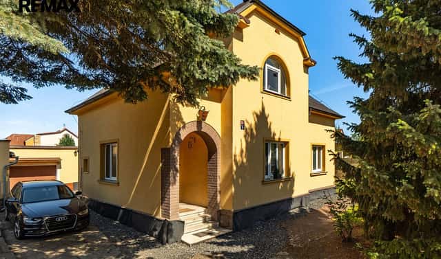 Prodej domu 163 m² s pozemkem 1 205 m², Revoluční, Šestajovice, okres Praha-východ