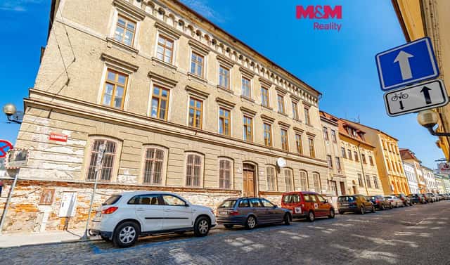 Prodej obchodních prostor 108 m², Čajkovského, Jihlava