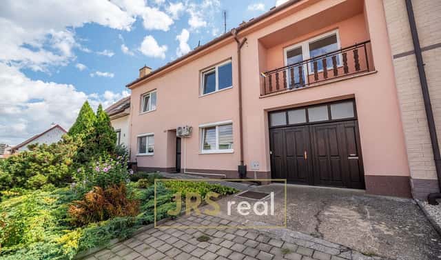 Prodej domu 220 m² s pozemkem 1 151 m², Kobylí, okres Břeclav