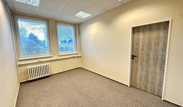 Pronájem kanceláře 32 m², Jiráskova, Vsetín