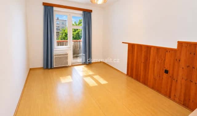 Pronájem bytu 2+kk 50 m², Jeseniova, Praha 3 – Žižkov