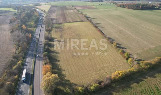 Prodej pole 16 095 m², Předměřice nad Jizerou, okres Mladá Boleslav