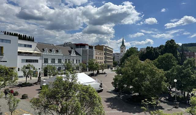 Pronájem kanceláře 78 m², náměstí Míru, Zlín