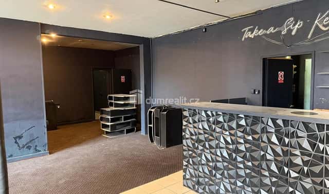 Pronájem obchodních prostor 72 m², náměstí Míru, Zruč nad Sázavou, okres Kutná Hora