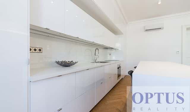 Pronájem bytu 5+kk 190 m², Dušní, Praha 1 – Staré Město