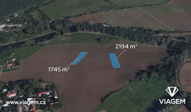 Prodej pole 3 939 m², Praha 5