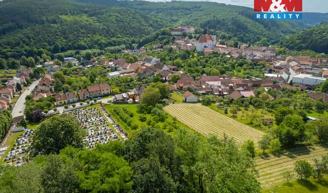 Prodej stavebního pozemku 3 601 m², Lomnice, okres Brno-venkov