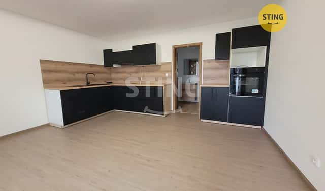 Pronájem bytu 1+kk 30 m², Na Lánech, Ostrava – Nová Ves, okres Ostrava-město