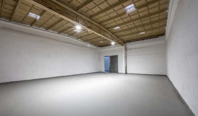 Pronájem skladovacích prostor 360 m², Kladruby nad Labem, okres Pardubice
