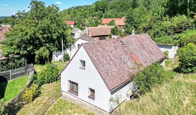 Prodej domu 87 m² s pozemkem 7 779 m², Podhořany u Ronova, okres Chrudim